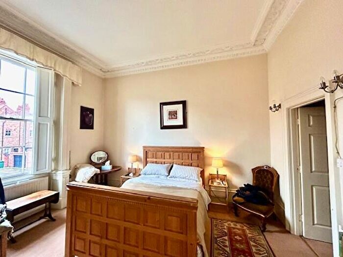 2 Bedroom Apartment To Rent In Kings Buildings, Chester, CH1