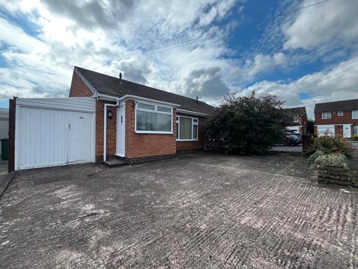 2 Bedroom Bungalow To Rent In Mollington Crescent, Shirley, Solihull, West Midlands, B90