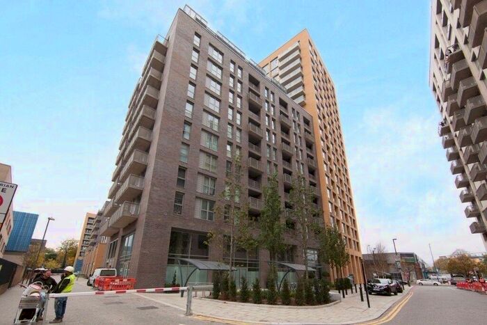 2 Bedroom Flat To Rent In Roma Courte Elmira St, Lewisham, London, SE13