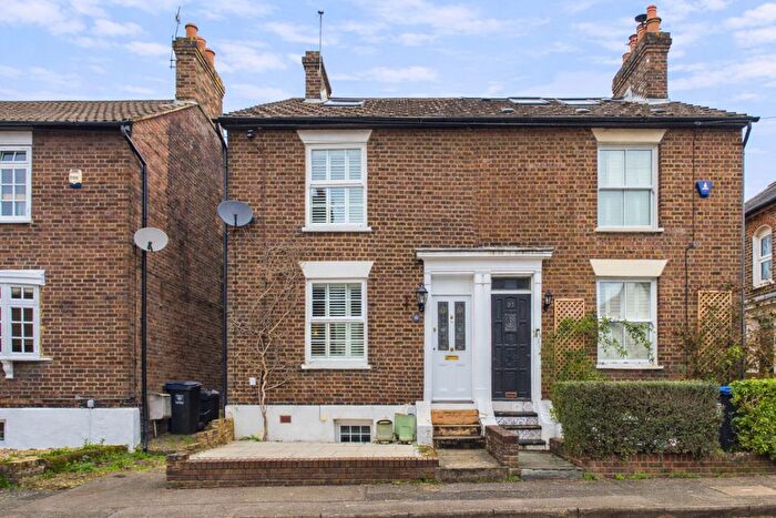 3 Bedroom Semi-Detached House For Sale In Herbert Street, Hemel Hempstead, HP2