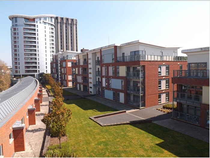 Studio To Rent In Broad Weir, Bristol, BS1