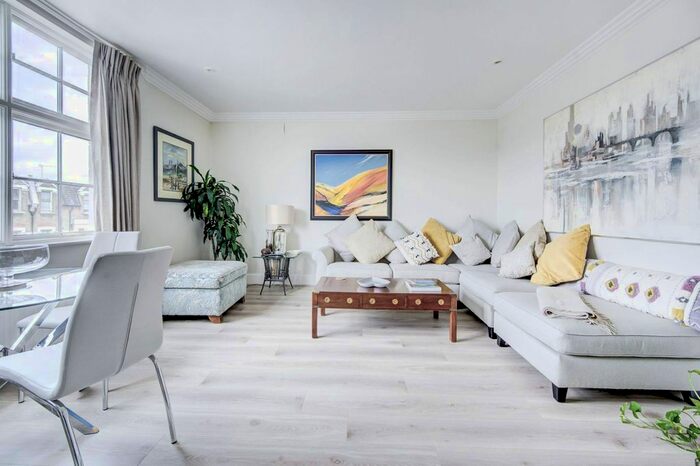 1 Bedroom Maisonette To Rent In Fulham Park Studios, Fulham, London, SW6