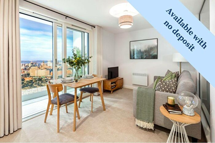 Apartment To Rent In Leodis Square, Leeds, LS11