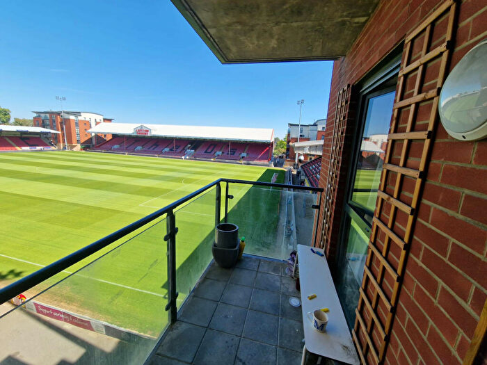 Flat To Rent In En-suite Double Room In Modern Bed Shared Apartment - Bills Not Included - Johnston Court, E10