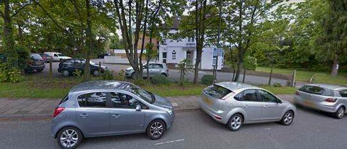 Garage / Parking To Rent In The Approach, Orpington, Kent, BR6