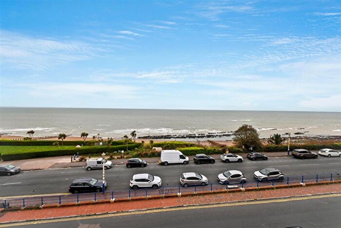 2 Bedroom Flat For Sale In South Cliff, Eastbourne, BN20