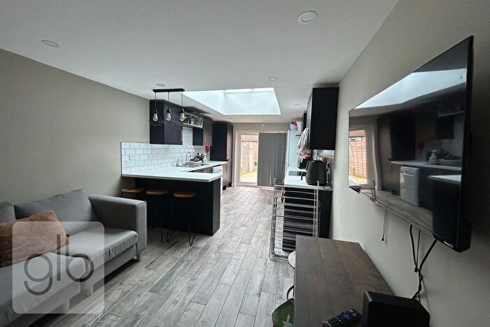 5 Bedroom Terraced House To Rent In Carmelite Road, Coventry, CV1