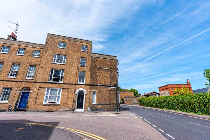 1 Bedroom Flat To Rent In Union Street, Rochester, ME1