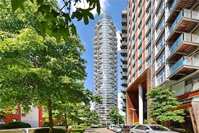 1 Bedroom Apartment To Rent In Charrington Tower, Biscayne Avenue, Blackwall, Canary Wharf, London, E14