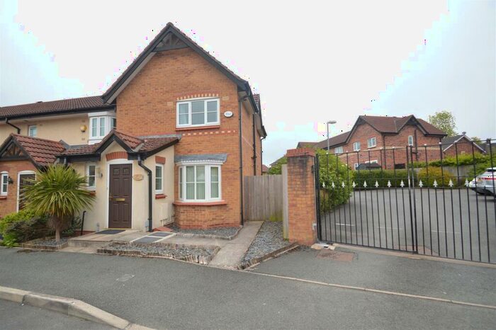 3 Bedroom Mews To Rent In Beaford Road, Wythenshawe, M22