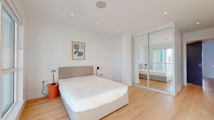 3 Bedroom Flat To Rent In Olympic Way, Wembley, HA9