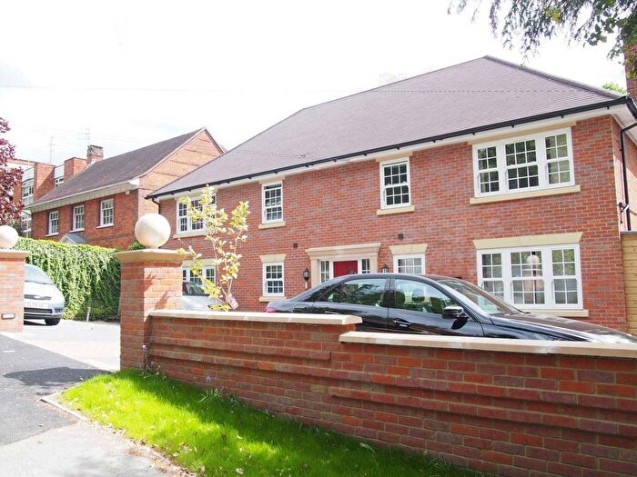 2 Bedroom Flat To Rent In Mentmore, The Greenway, High Wycombe, HP13