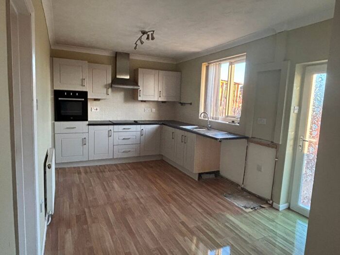 3 Bedroom Terraced House To Rent In Park Hill, Rotherham, S26