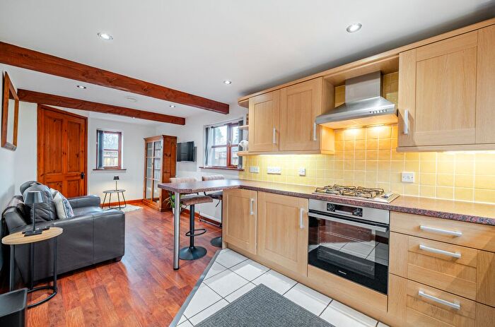 1 Bedroom Bungalow To Rent In Old Lyndhurst Road, Cadnam, Southampton, Hampshire, SO40