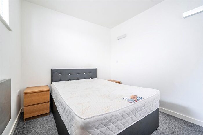 1 Bedroom Flat To Rent In Cross York Street, Leeds, LS2