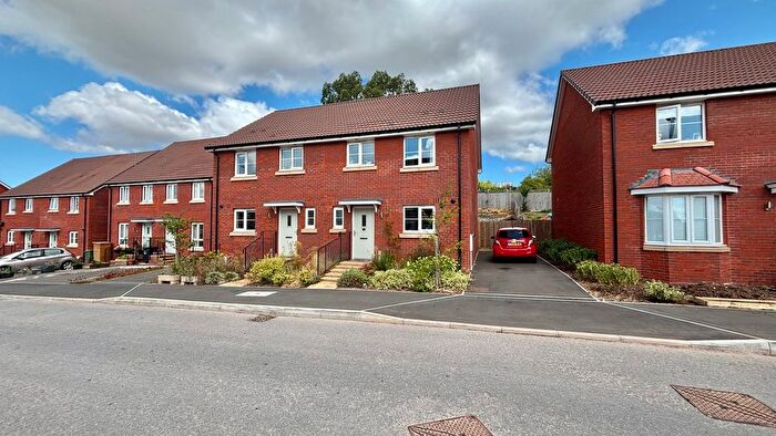 3 Bedroom Semi-Detached House To Rent In Merton Road, Rumwell, Taunton, TA4