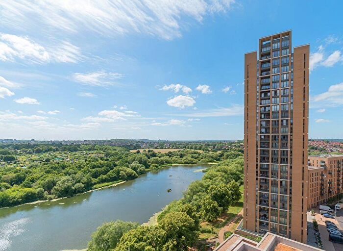 1 Bedroom Flat To Rent In Rosefinch Apartments, Shearwater Drive, London, NW9