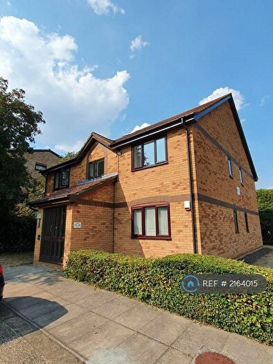 1 Bedroom Flat To Rent In Ainsley Close, London, N9