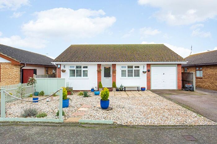 3 Bedroom Bungalow For Sale In Wauchope Road, Seasalter, Whitstable, Kent, CT5