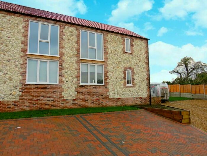 3 Bedroom Semi-Detached House To Rent In Barkers Drive, Feltwell, IP26