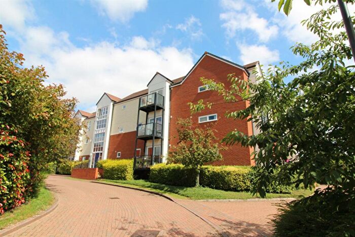 2 Bedroom Apartment To Rent In East Moor Drive, Wolverton Mill, Milton Keynes, MK12