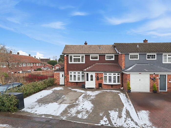 3 Bedroom Semi Detached House For Sale In Temple Mead, Roydon, CM19