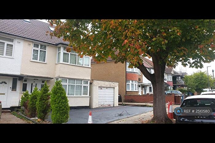 4 Bedroom Semi-Detached House To Rent In Dudley Gardens, Harrow, HA2