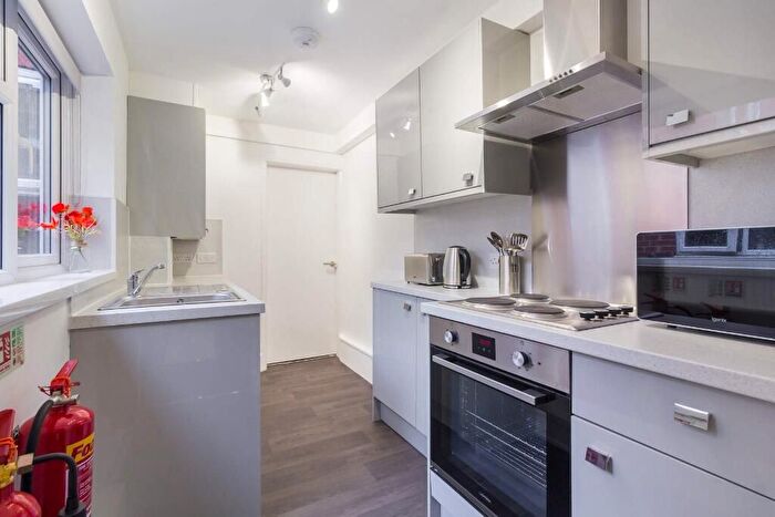 4 Bedroom Terraced House To Rent In Forster Street, City Centre, Nottingham, NG7