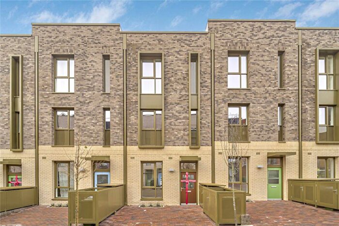 3 Bedroom Terraced House To Rent In Baldwin Lane, London, SE3