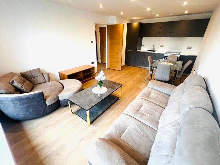 2 Bedroom Flat To Rent In Axis, York Road, LS9