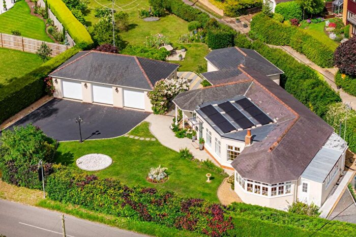 4 Bedroom Detached Bungalow For Sale In Cranfield Road, Wavendon, MK17