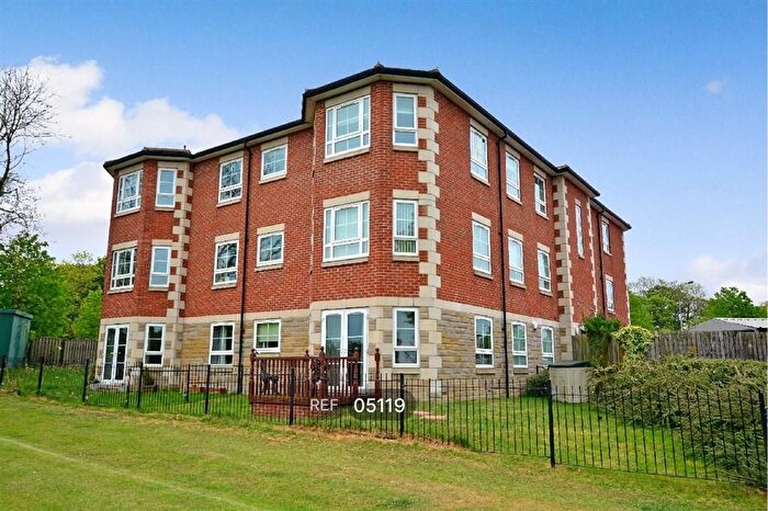 2 Bedroom Flat To Rent In Waterside, Fairburn, North Yorkshire, WF11