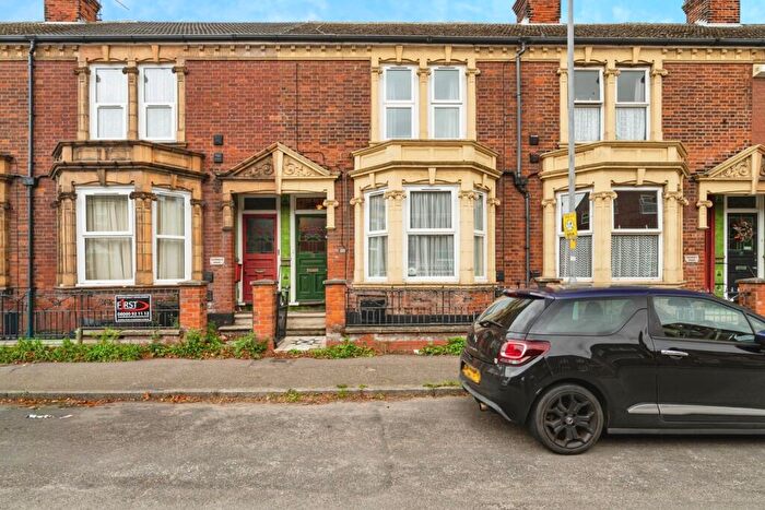 3 Bedroom Terraced House For Sale In Mill Road, Great Yarmouth, Norfolk, NR31