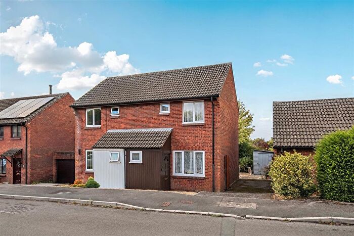 2 Bedroom Semi-Detached House For Sale In Elizabeth Drive, Devizes, SN10