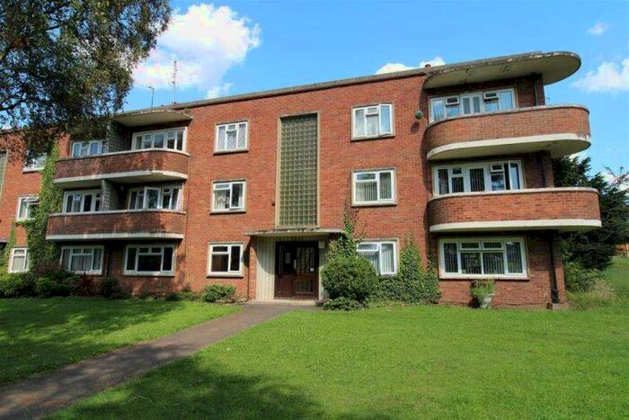 2 Bedroom Apartment To Rent In The Broadway, Stourbridge, West Midlands, DY8