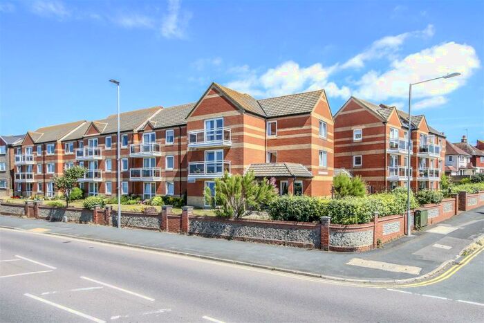 1 Bedroom Retirement Property For Sale In Hometye House, Claremont Road, Seaford, BN25