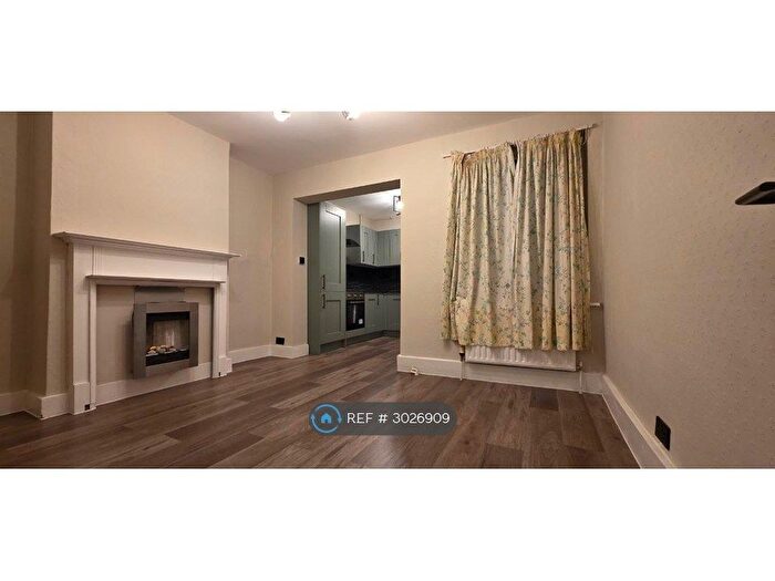 3 Bedroom Terraced House To Rent In Northwood Road, London, CR7