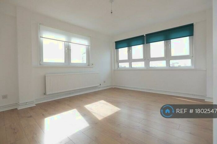 1 Bedroom Flat To Rent In Tuscan House, London, E2