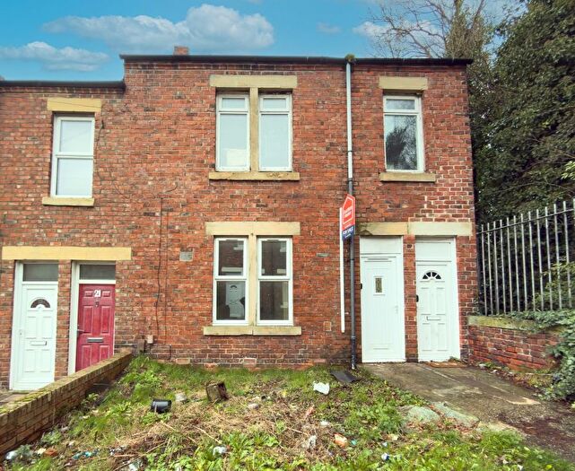 2 Bedroom Flat For Sale In . Denwick Avenue, Newcastle Upon Tyne, Tyne And Wear, NE15