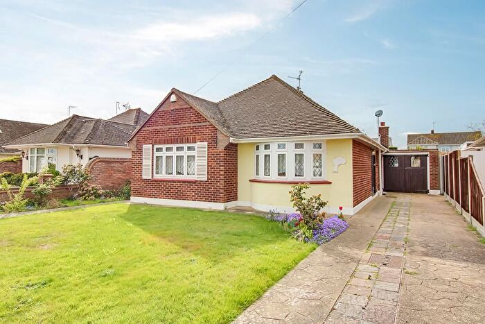 3 Bedroom Detached Bungalow For Sale In Marcus Avenue, Thorpe Bay, SS1