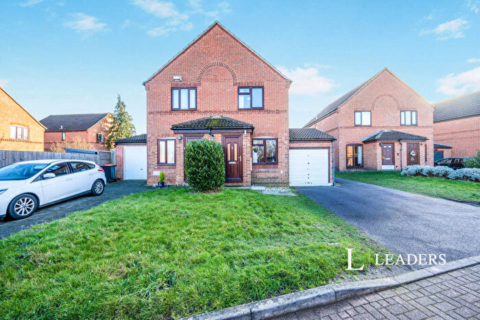 2 Bedroom Semi-Detached House To Rent In Coggeshall Grove, Wavendon Gate, Milton Keynes, MK7
