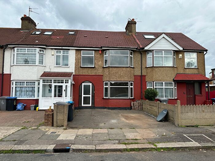 3 Bedroom Terraced House To Rent In Tennyson Avenue, London, NW9