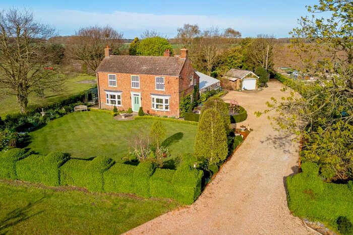 5 Bedroom Detached House For Sale In Station Road, Mareham Le Fen, PE22