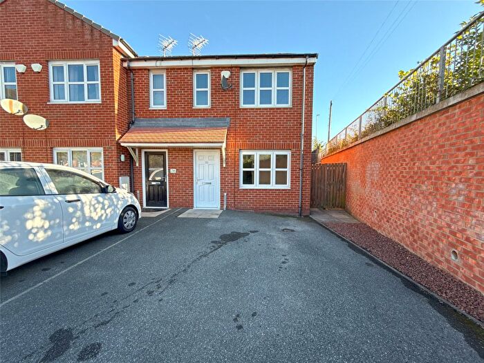 3 Bedroom End Of Terrace House For Sale In The Willows, Wardley, NE10