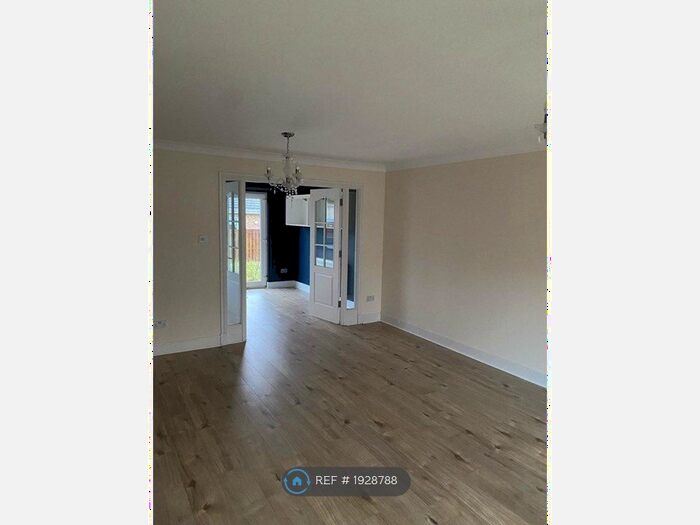4 Bedroom Detached House To Rent In Orchill Drive, Airdrie, ML6