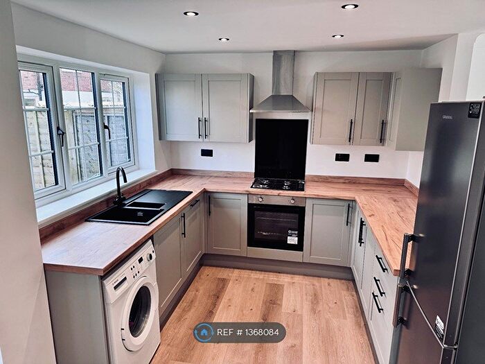 3 Bedroom Semi-Detached House To Rent In Eaton Mews, Chester, CH4