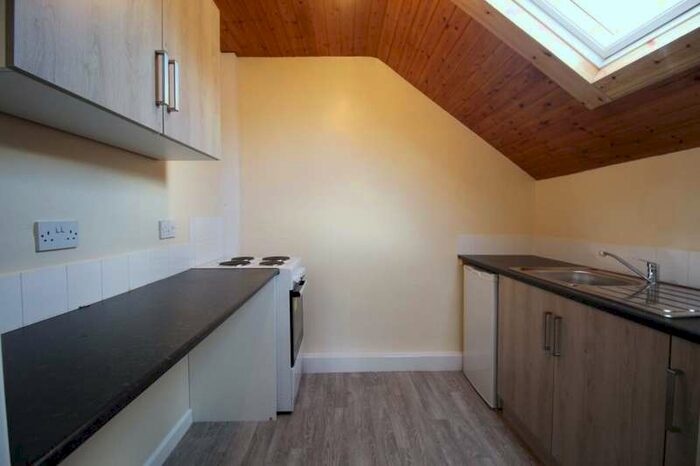 1 Bedroom Flat To Rent In Preston New Road, Blackburn, BB2