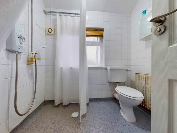 3 Bedroom Terraced House For Sale In Fullarton Crescent, South Ockendon, RM15