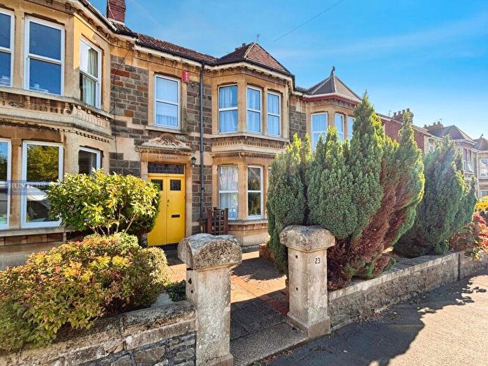 3 Bedroom House For Sale In Calcott Road, Knowle, Bristol, BS4