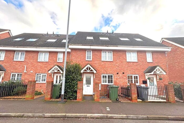 3 Bedroom Terraced House To Rent In Rochester Road, Corby, NN18